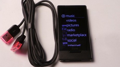 Microsoft Zune HD FM Radio 64GB Digital Media Video Player Black