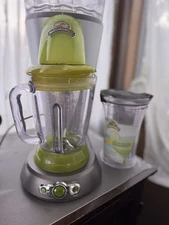 Margaritaville Bahamas Frozen Concoction Dual Mode Beverage Maker Home Margarita