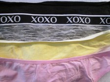 New 4 Ladies Thongs Cotton Panties  Size XL  XOXO Print, Yellow, Black, Pink  