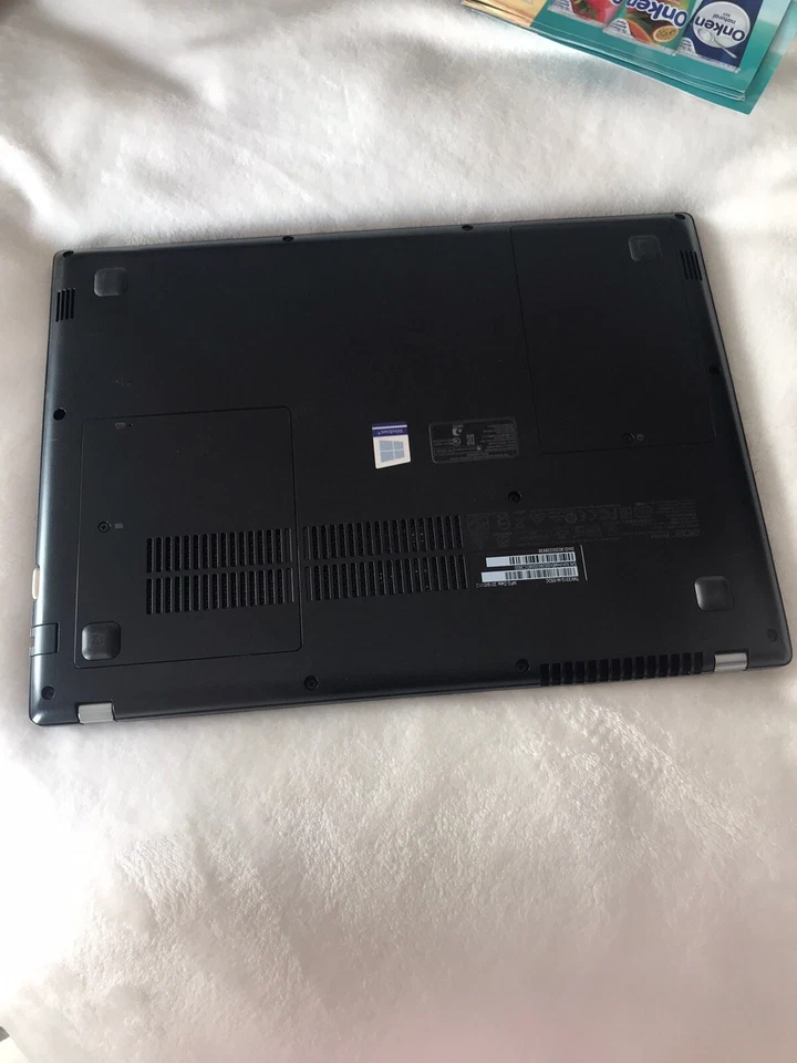 Acer TravelMate B113-M 11.6" (320GB, Intel Core i3 3rd Gen., 1.9GHz, 4GB)... - Image 4 of 4