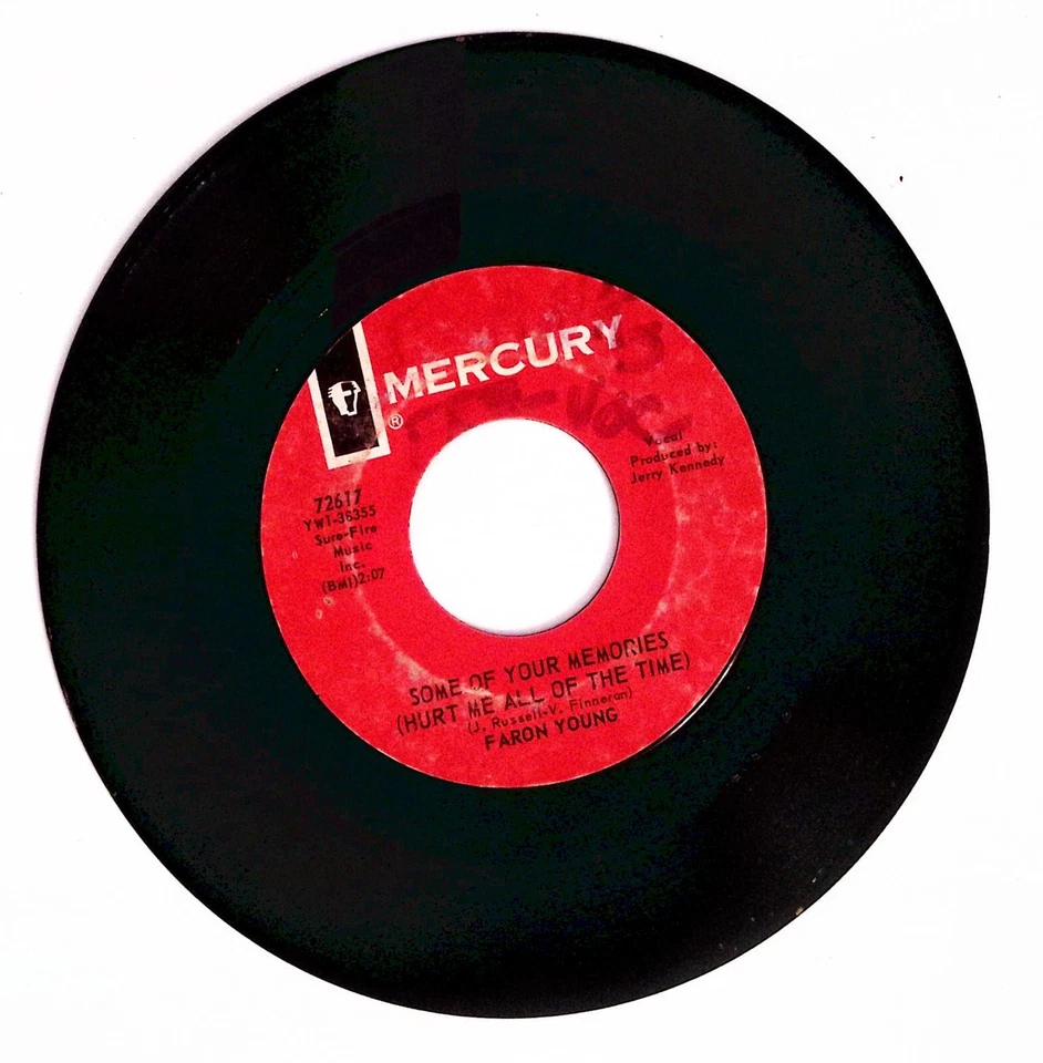 FARON YOUNG SOME OF YOUR MEMORIES/UNMITIGATED GALL MERCURY REC VINYL 45 74-35 Foto 3 de 3