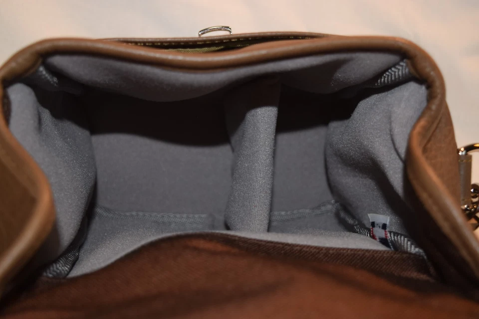 Bolso para cámara de calle Bond de cuero ONA coñac-nuevo-muñequera Kyoto de cuero sin ONA Foto 4 de 4