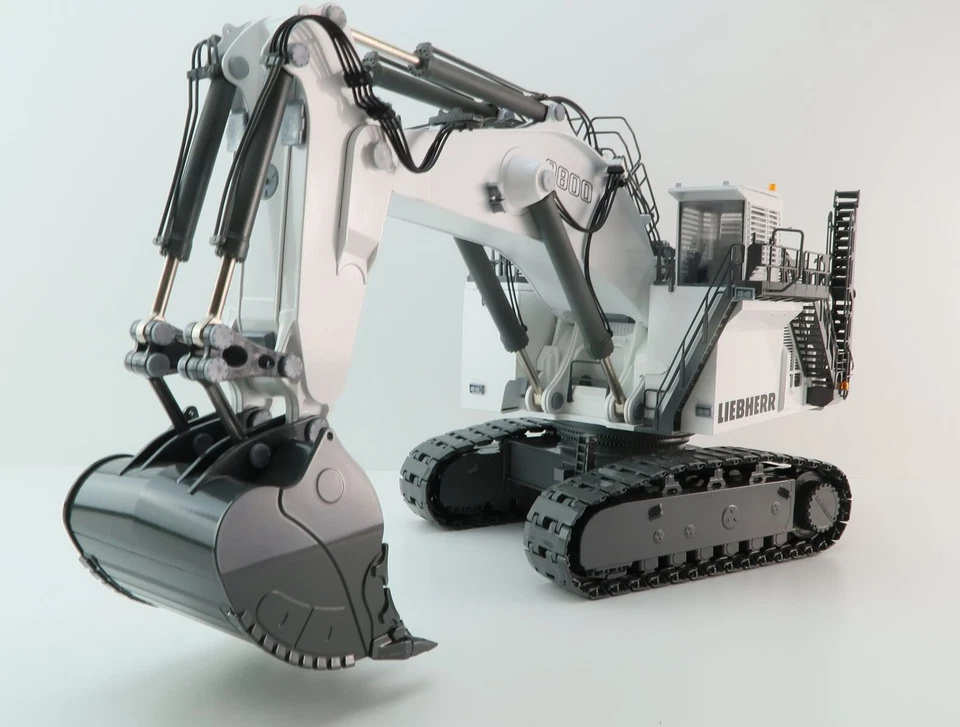 Conrad 2950/04 Large Liebherr R9800 Mining Backhoe Excavator New 2024 Scale 1:50 - Image 2 of 4