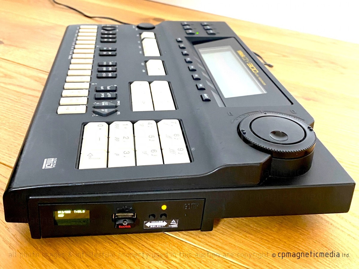 USB Floppy Drive Emulator for - YAMAHA QY-300 MIDI SEQUENCER QY300