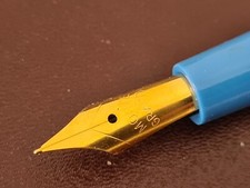 Cleo Classic Kolbenfüllhalter – Weiß Mit Goldfeder, Mittlere Feder (M), Made In Germany