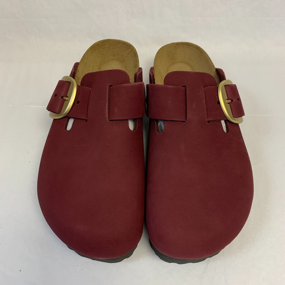 Birkenstock New w/ Box Boston Big Buckle Maroon Nubuck Birkenstock New w/ Box Boston Big Buckle Maroon Nubuck