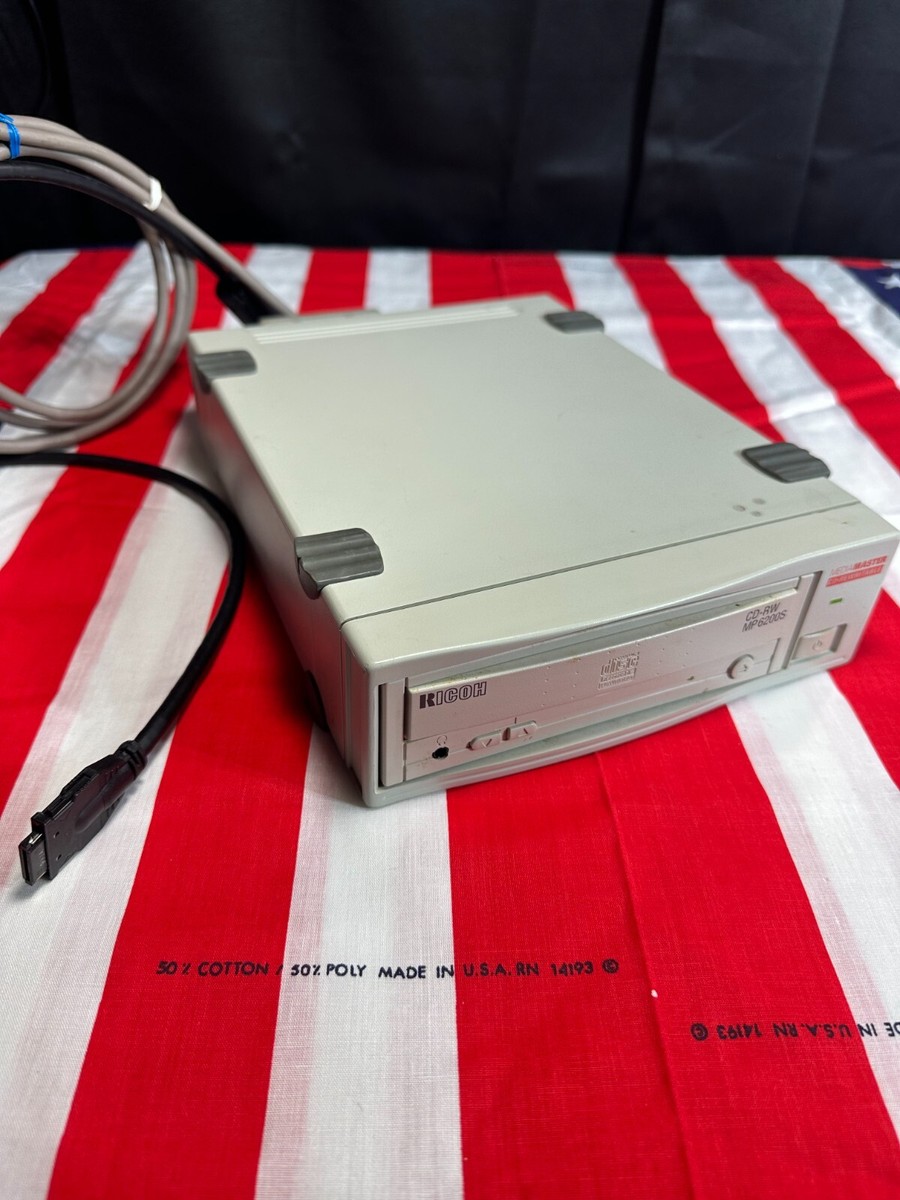 - -レザージャケット- Vintage RICOH Media Master CD-Rewritable CD-RW MP-6200S