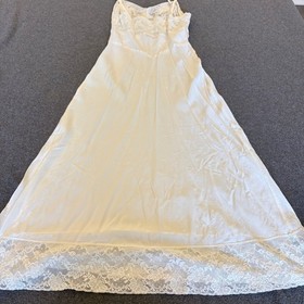Vintage Seamprufe Ivory Rayon Lace Trim Full Slip Dress Size 32 Average Mid-Cen