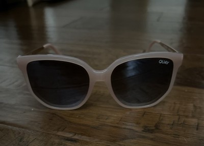 Quay Coffee Run 126 Polarized Women Metal Temples Full Rim   Sunglasses