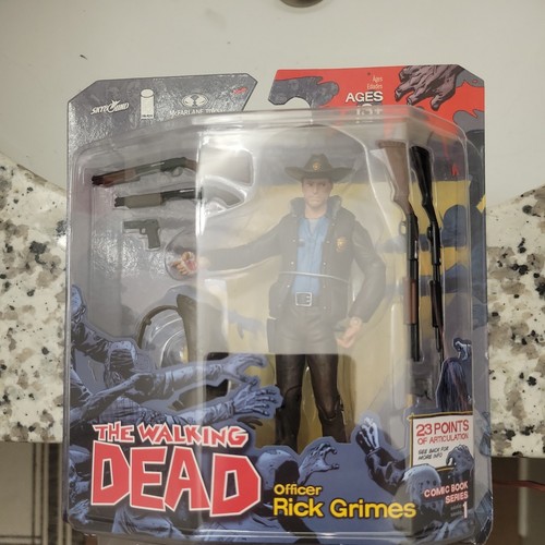 The Walking Dead Officer Rick Grimes Comic Book Series 1 New NIP McFarlane Toys