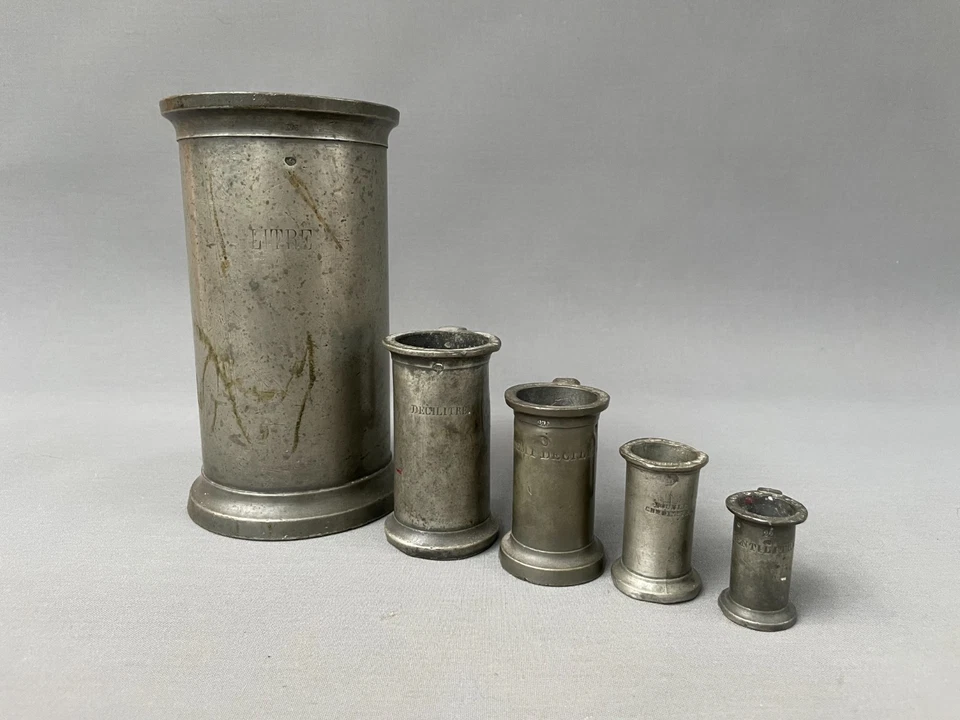 Mesures en étain - Photo 2/4