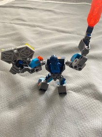 Parts from LEGO 70362 Nexo Knights Battle Suit Clay
