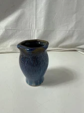 Bill Campbell Studio Art Pottery Drip Glaze Flower Detail Vase 4.25” Not Signed