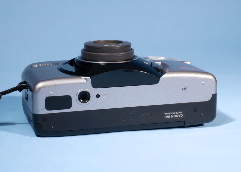 Canon Sure Shot 105 Zoom 35mm Film Point & Shoot Camera * Fully Working