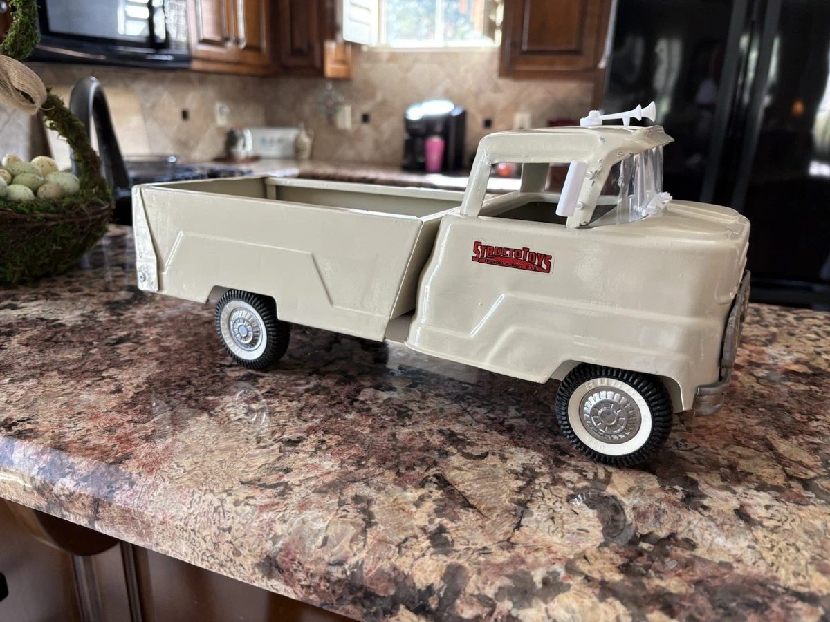 Structo Vintage Manufacture Diecast Cars, Trucks & Vans for sale