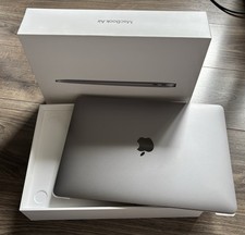 MacBook Air M1 13,3 Zoll 512GB SSD 8GB RAM Space Grau wie neu
