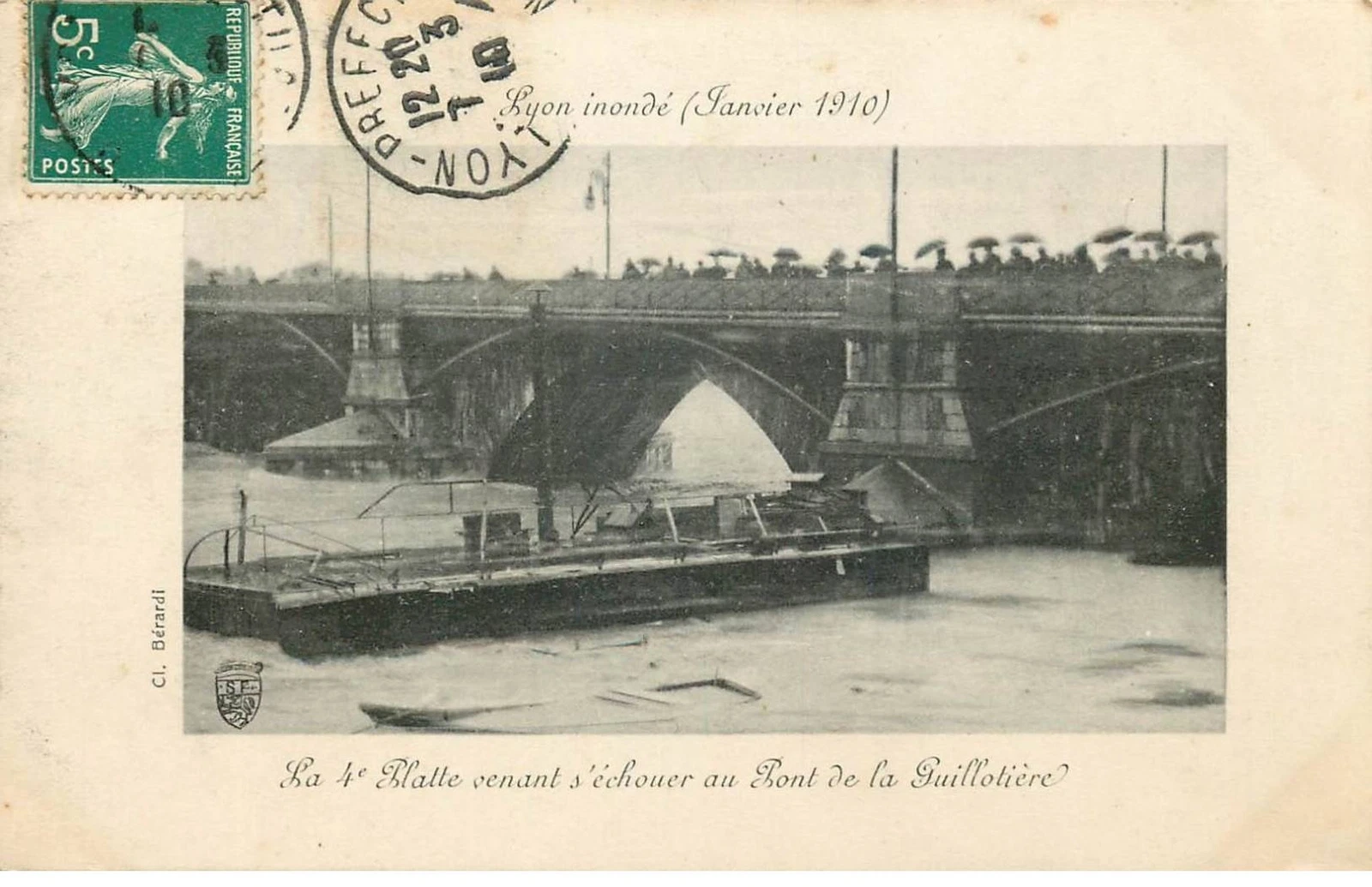 Photo 1/2