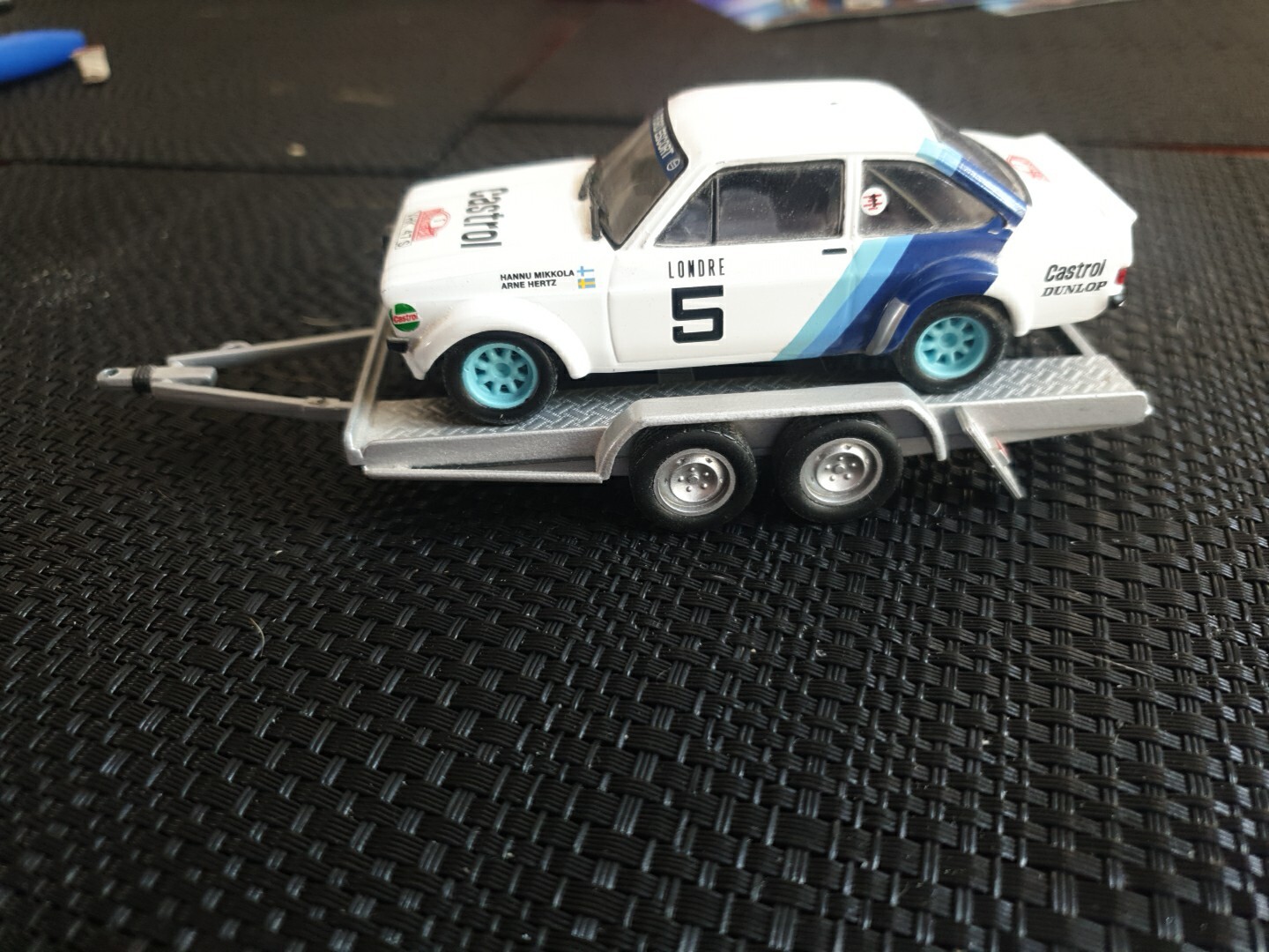 Picture 6 of 10
