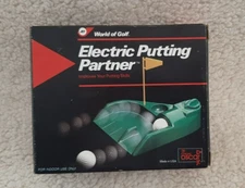 Electric Golf Putting Partner Adjustable Ball Return Works great w Flag