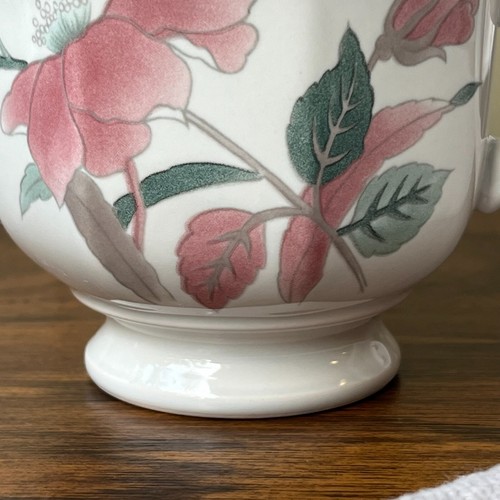 Mikasa Continental Japan Silk Flowers F 3003 Set of 2 Tea Pair - Picture 8 of 17