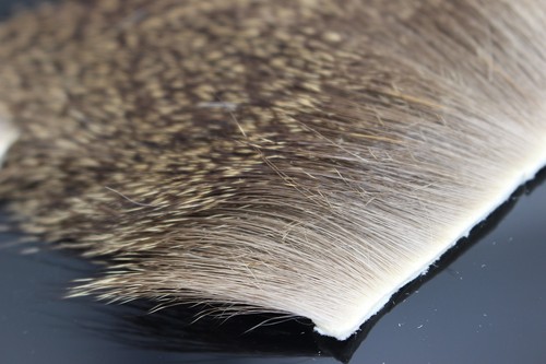 2 pcs/lot Deer Hair Elk Body Short Slim Thin Fur 6cmX6cm Dry Fly Tying Materials - Picture 3 of 4