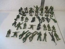 MARX  others Army Men figures 35 