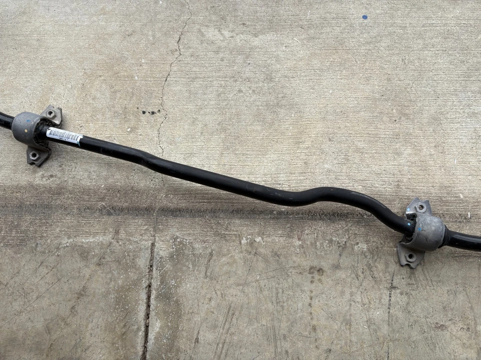 2012-2019 Volkswagen Beetle Front Stabilizer Bar Swaybar Genuine OEM 561 411 303 Foto 3 de 4