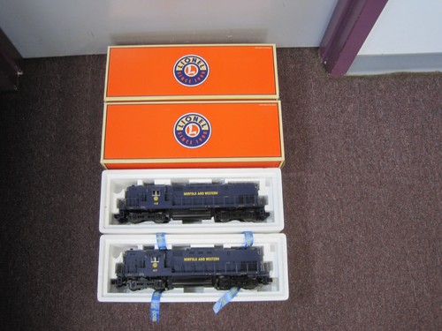 Posten Lionel #28244 & #28250 N&W C-420 Diesel angetrieben & nicht angetrieben | Zustand: Used