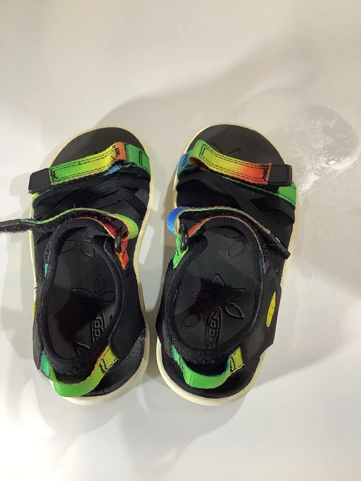 KEEN Verano Toddler Size 9 Open Toe Summer Sandal Black/Original Tie Dye 1024825 - Image 4 of 4