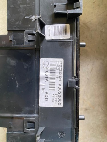 Tachometer original VW Touran 1T0920861A Kombiinstrument
