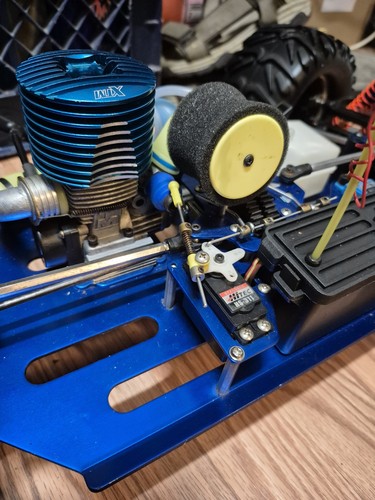 rc monster truck 1/8 - Picture 4 of 10