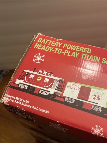 Lionel 7-11915 Home For The Holiday Ready-to-Play set with Factory -excellent - Picture 10 of 15