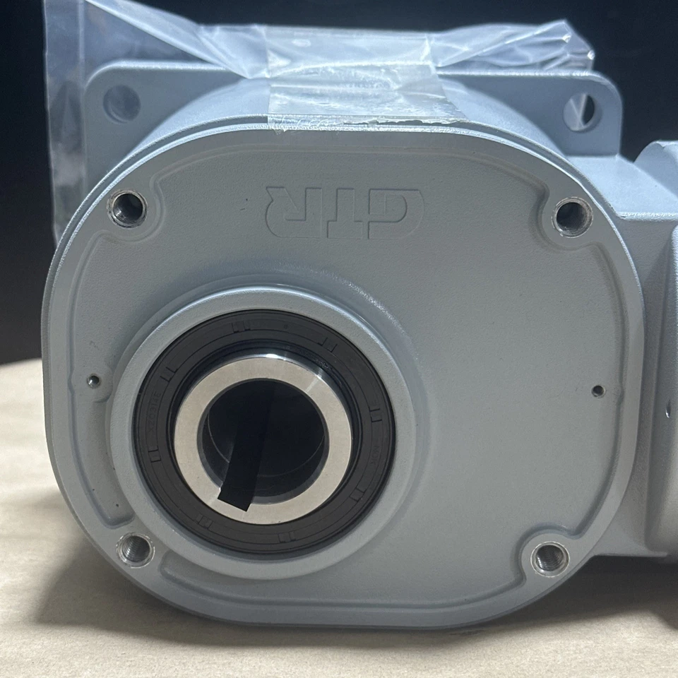 NEW SURPLUS- Nissei GTR FS30N120-MM02TNNTN 0.2kW 4P 120:1 200/220V || WARRANTY! - Image 3 of 4