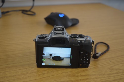 Olympus OM-D E-M5 14-42mm Lens - FAULTY #269 - Picture 6 of 13
