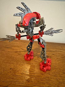 LEGO Bionicle - 8592 Rahkshi Turahk - Complete - Includes Kraata Worm