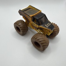 Earth Shaker Monster Jam Truck 164 Mystery Mudder Monster Truck Es1-07 Earth Shaker Monster Jam Truck 164 Mystery Mudder Monster Truck Es1-07