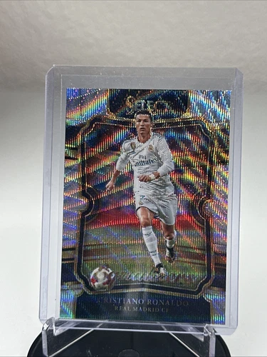 2017-18 Panini Select Cristiano Ronaldo Equalizers Wave Prizm Real Madrid 