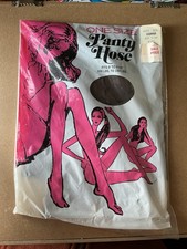 VTG One Size Pantyhose Fits 5-5  10 Coffee New In Package