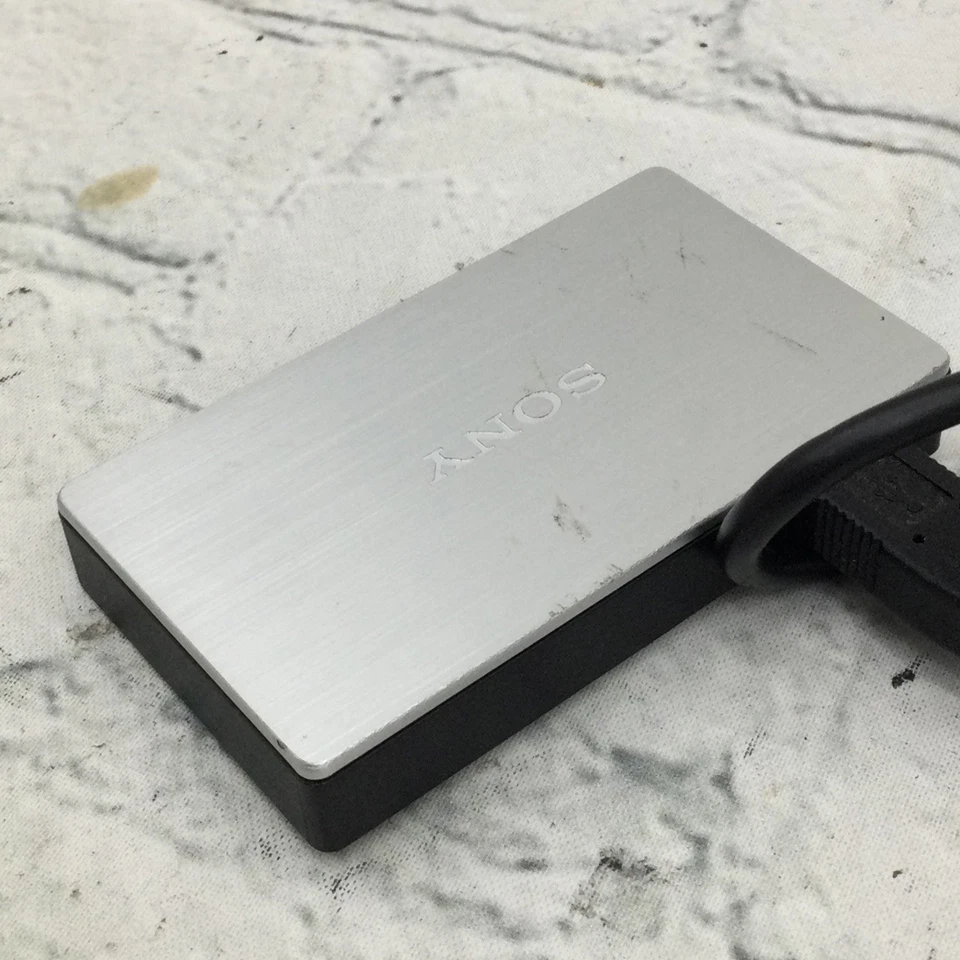 Sony 12 in 1 Multi-Card Reader / Writer SD MRW62E-T1 Windows 11 Compatible - Image 4 of 4