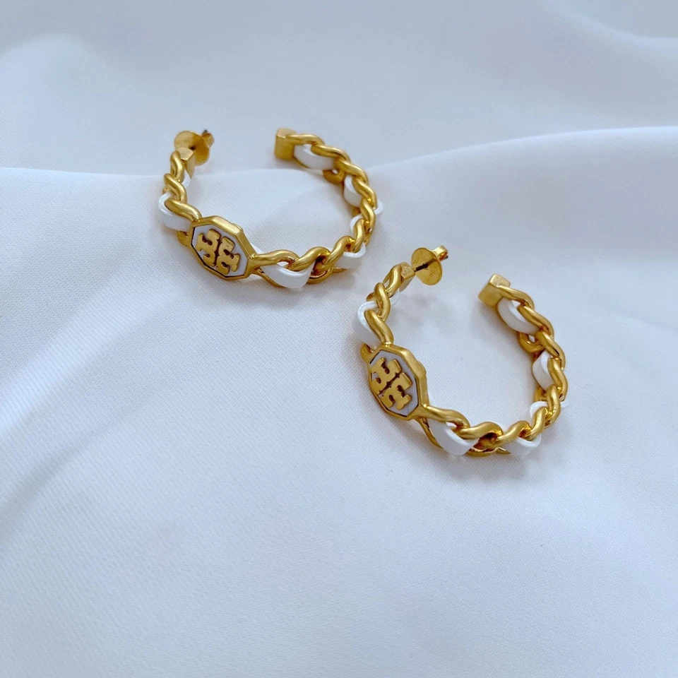 NOVO Brincos de Argola com Logotipo Tory Burch Ouro Branco Corrente Designer Joias - Imagem 2 de 4