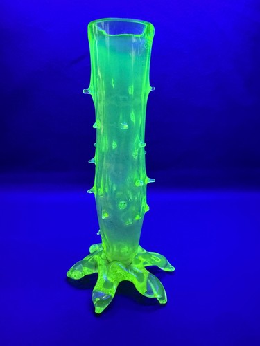 Uranium Glass John Walsh Victorian Vaseline Glass Thorn / Cactus Vase - Picture 3 of 19