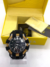 Reloj de cuarzo Invicta Bolt 23858 para hombre con bisel dorado de 48 mm caja de acero negro
