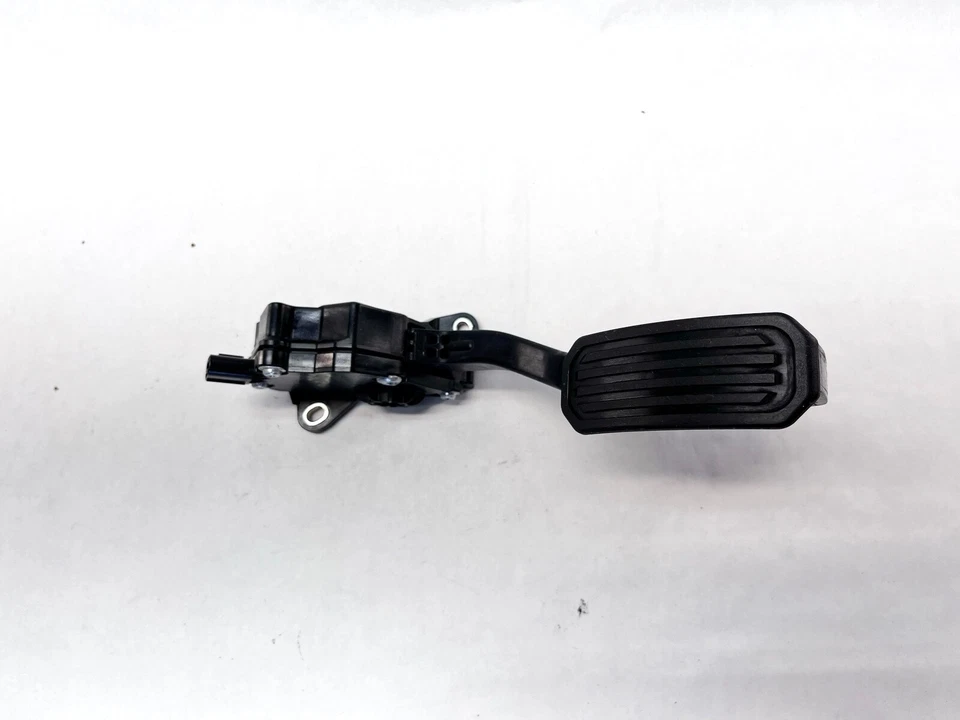 13-18 LEXUS ES350 ES ACCELERATOR GAS PEDAL TRAVEL SENSOR OEM - Image 3 of 4