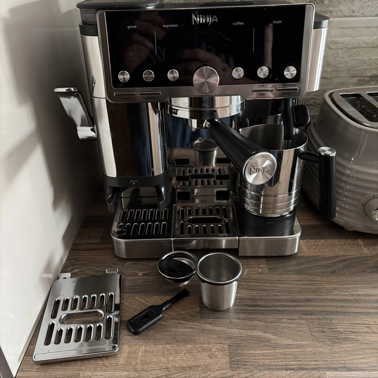 Ninja Luxe Café Premier ES701UK Espresso Machine