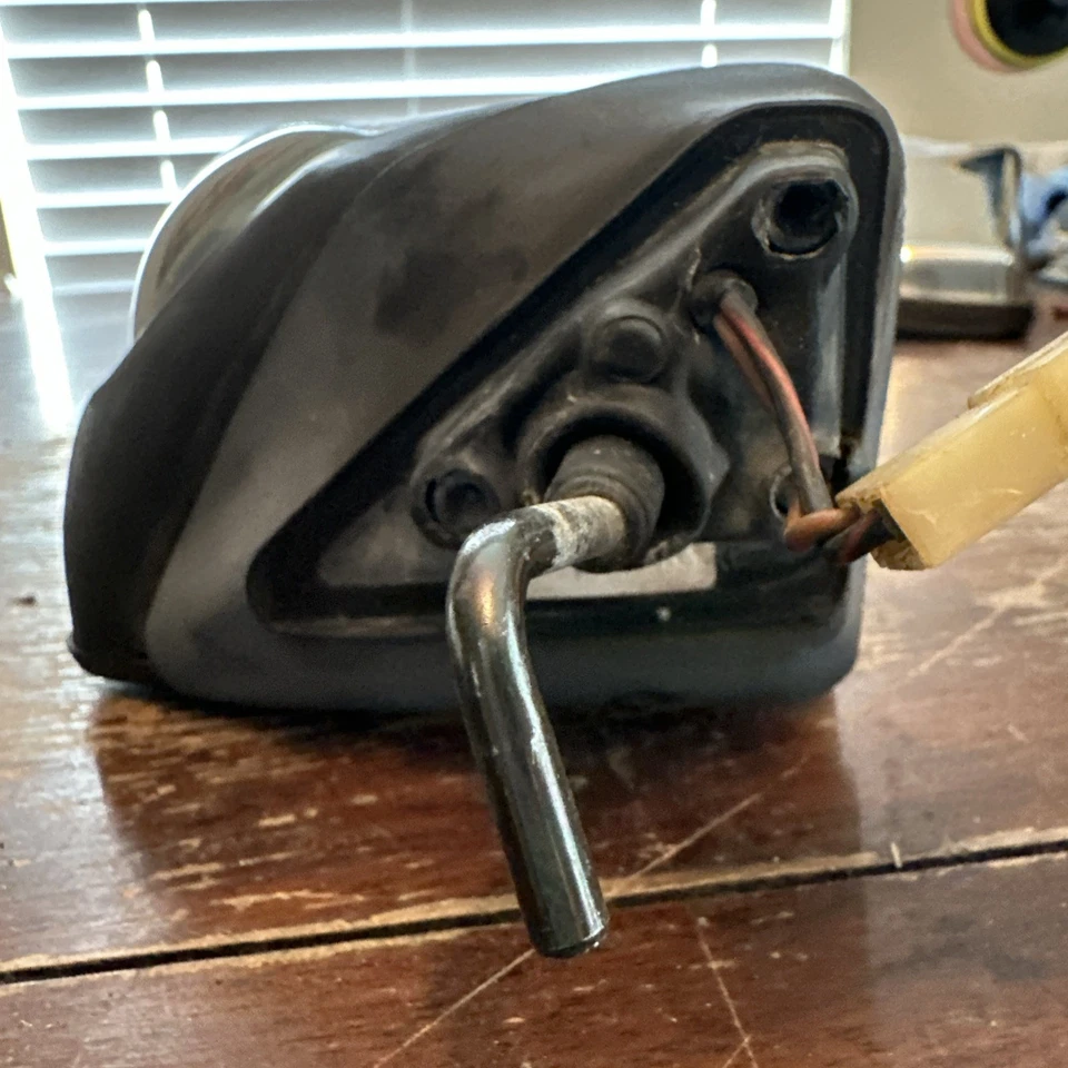 Espejo retrovisor lateral izquierdo cromado OEM MERCEDES-BENZ 560SL 380SL 1972-1988. U Foto 3 de 4