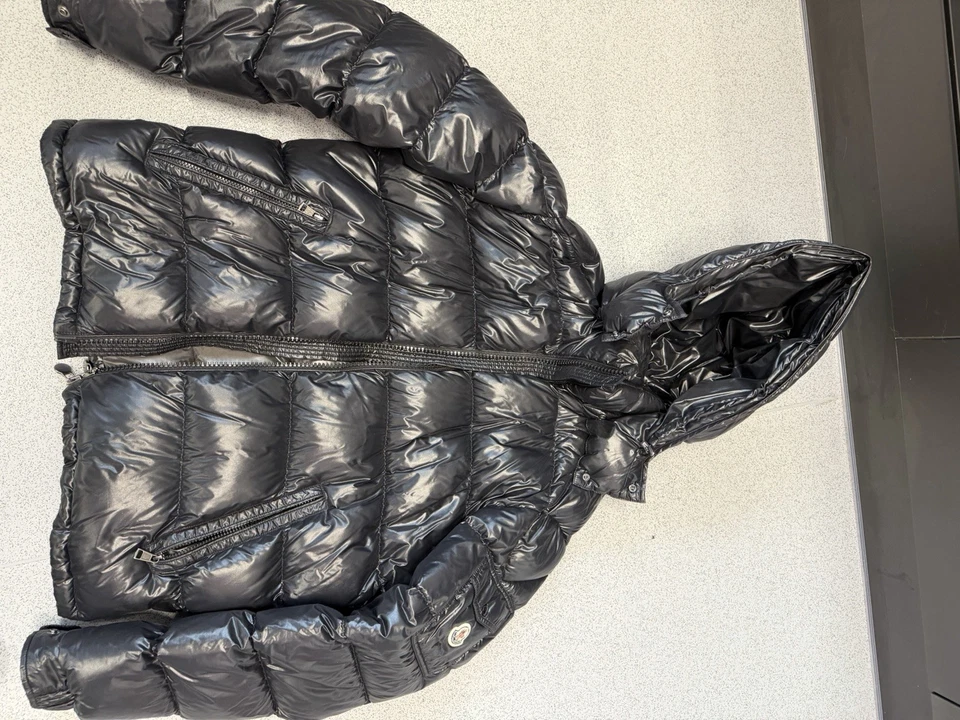Moncler Maya Black Hooded Puffer Jacket Full Zip Down Insulated Size XL, photo 1 of 5