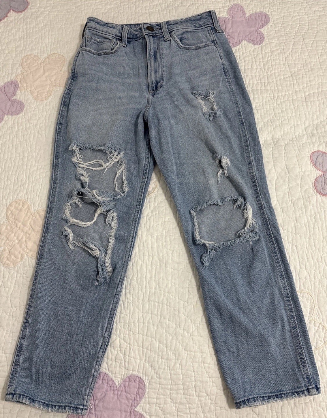 Hollister Curvy Ultra High Rise Mom Jeans Womens Size 2S Vintage Y2K Distressed