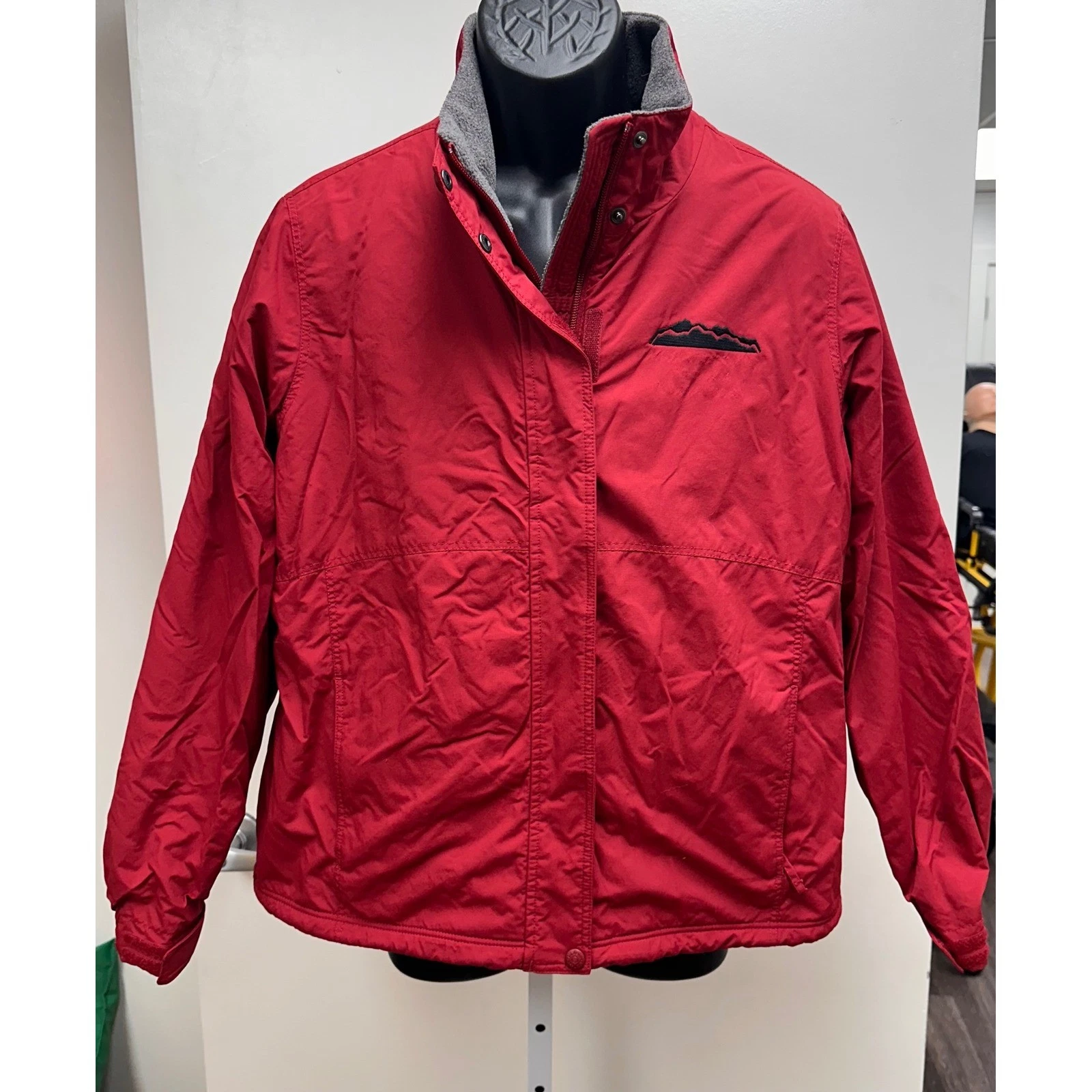 LL Bean Red Fleece Lined Jacket with Mountain Logo Size XL Hiking Winter Warm