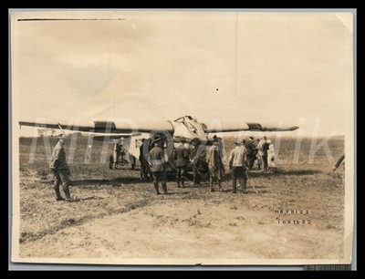 Foto, Nachl. Fliegering.Pelletier, Focke-Wulf A 16 nach Bruchlandung? b, L320L