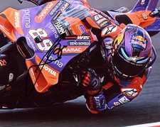 MOTORCYCLE ROAD RACER Jorge Lorenzo autograph, IP signed photo